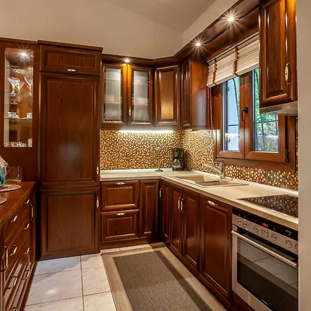 Luxurious Sani Luna With Shared Pool Παραλία Σάνη