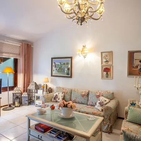 Luxurious Sani Luna With Shared Pool *