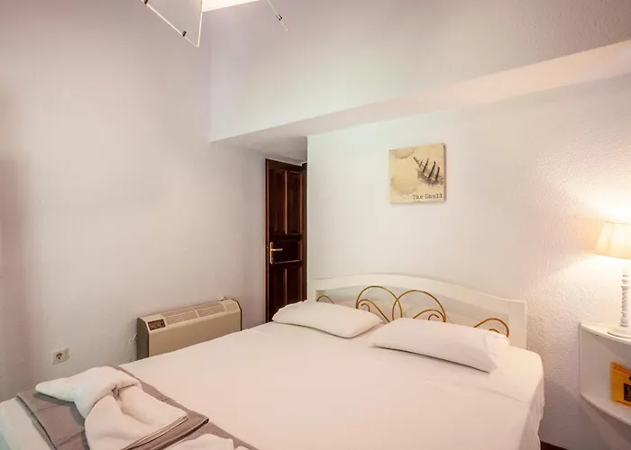 Luxurious Sani Luna With Shared Pool Villa Sani (Chalkidiki)