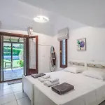 Luxurious Sani Luna With Shared Pool