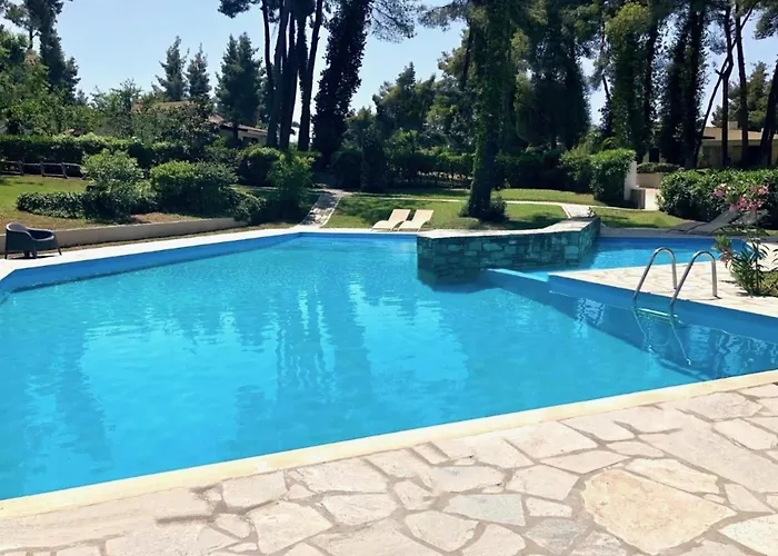 Luxurious Sani Luna With Shared Pool Villa