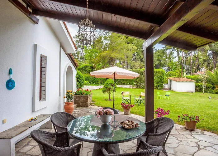 Luxurious Sani Luna With Shared Pool Villa