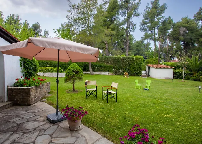 Luxurious Sani Luna With Shared Pool *